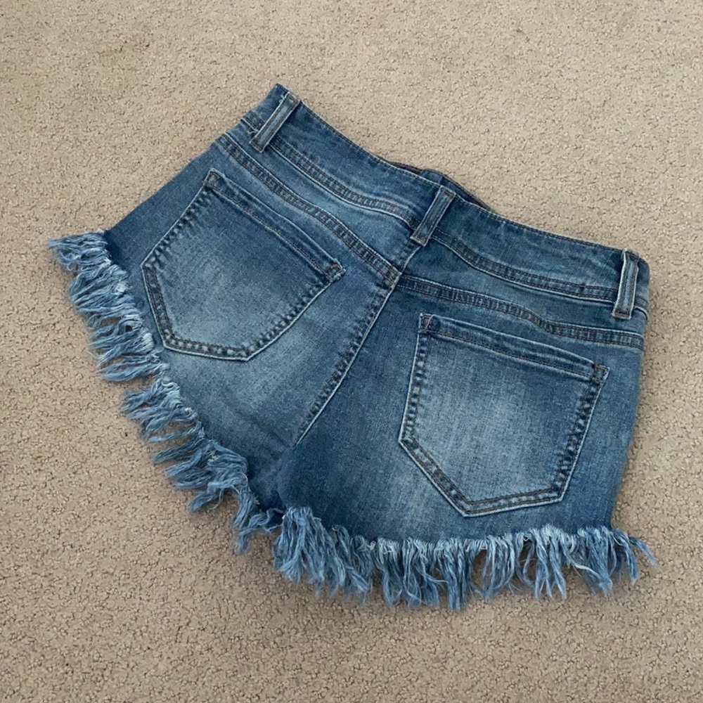 Shorts - Picture 2 of 2